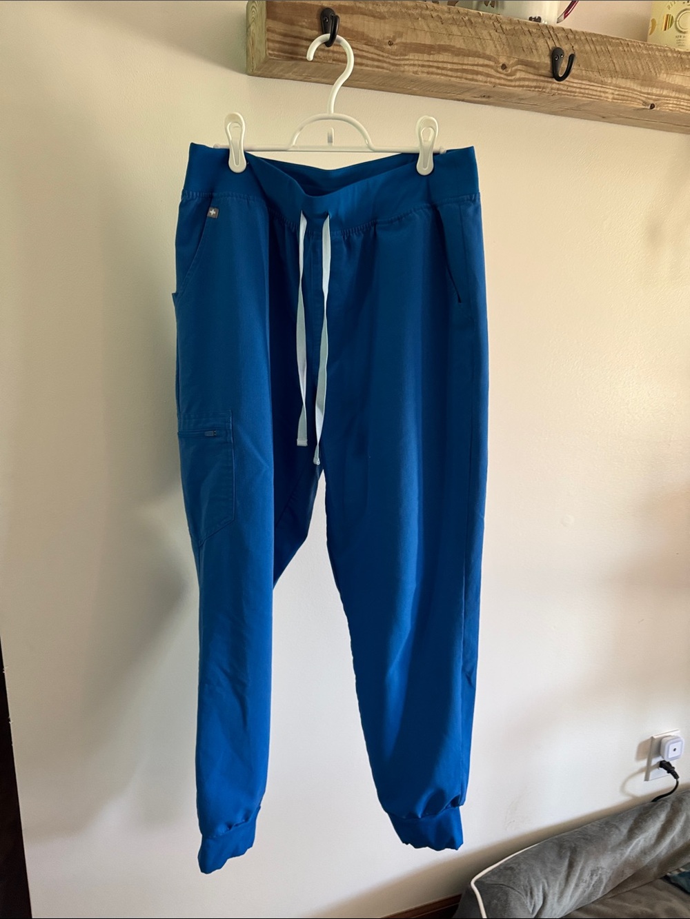 Figs, L